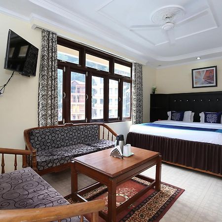 Oyo 9942 Hotel Ravine Дармсала Экстерьер фото