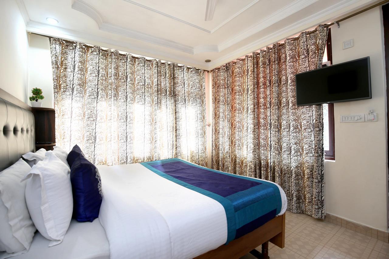 Oyo 9942 Hotel Ravine Дармсала Экстерьер фото