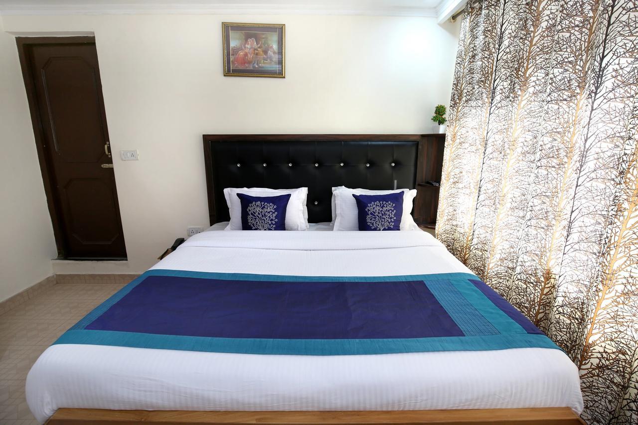 Oyo 9942 Hotel Ravine Дармсала Экстерьер фото